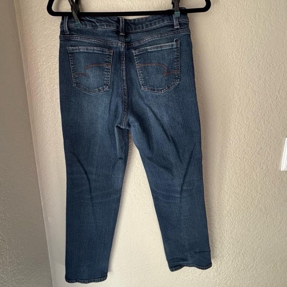 Time and‎ Tru Women's Straight-Leg Jeans, Size 10. - Picture 5 of 8